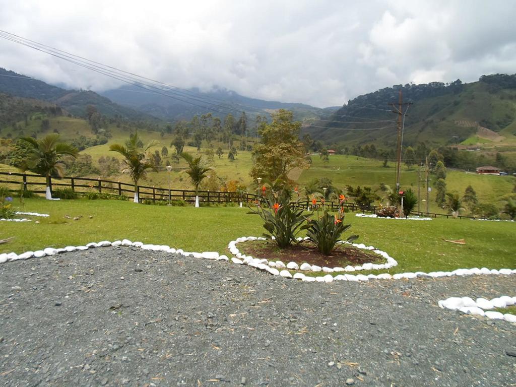 Hotel Bariloche Santa Rosa de Cabal Exterior foto
